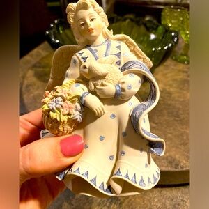 Sarah’s Angel (April)